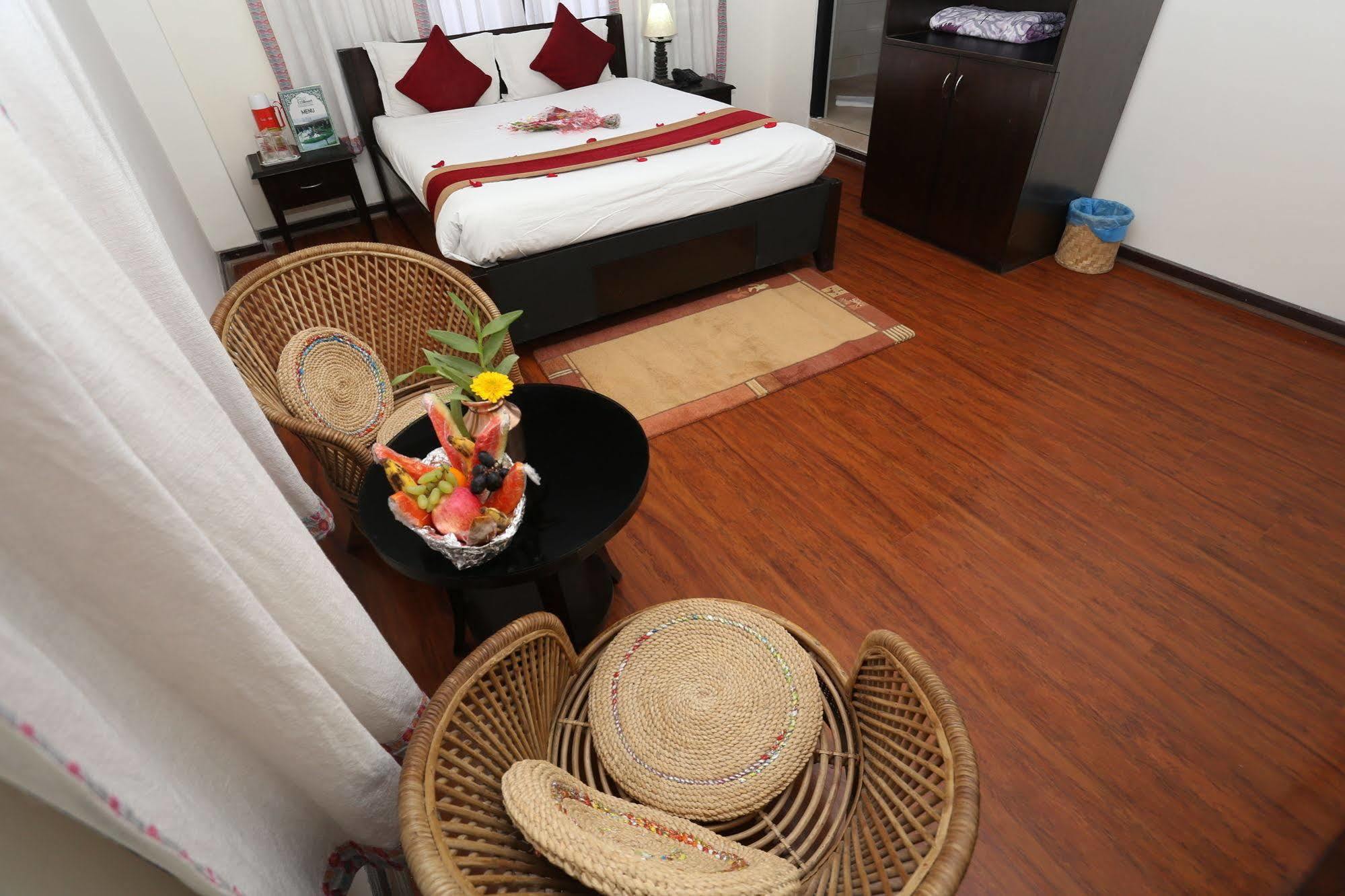 Thamel Eco Resort Kathmandu Exteriör bild